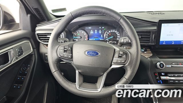 Ford Explorer (VI) 2.3 LimIted 4WD 2020 — фото 13