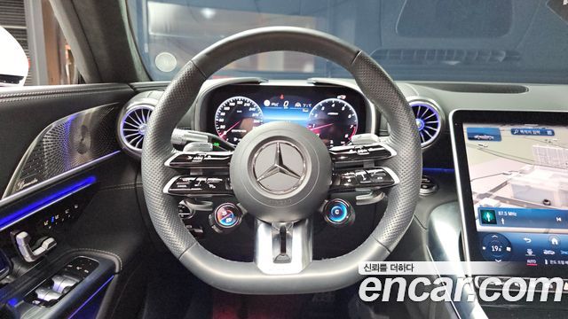 Mercedes-Benz SL-Class (R232) AMG SL63 4MATIC+ 2023 — фото 17