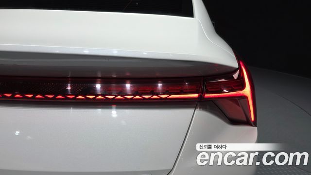Kia K8 Hybrid Noblesse 2022 — фото 29