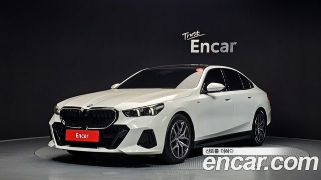 BMW 5 Series (G60) 520i M Sport