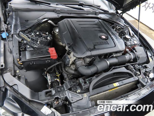 Jaguar XE 20d Prestige 2016 — фото 23