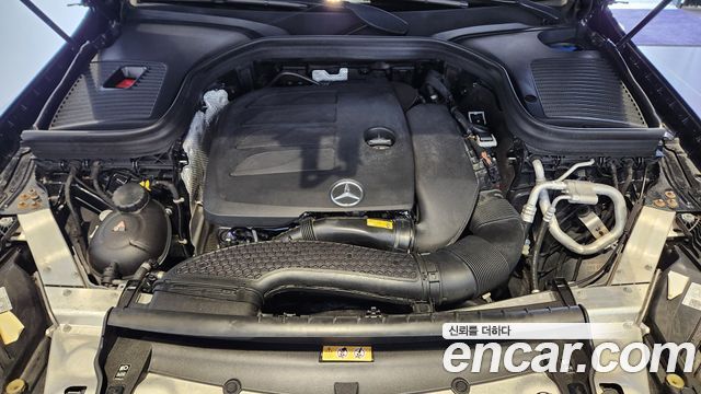 Mercedes-Benz GLC-Class (X253) GCL300 4MATIC Coupe 2023 — фото 6