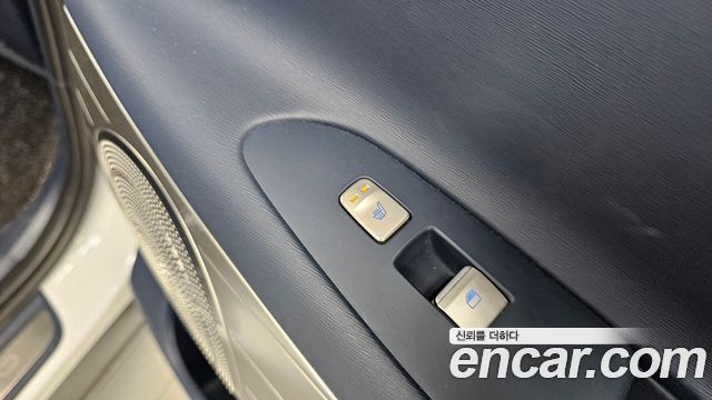 Hyundai Nexo Premium 2023 — фото 19
