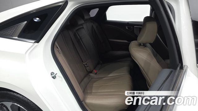 Kia K8 Hybrid Noblesse 2023 — фото 11
