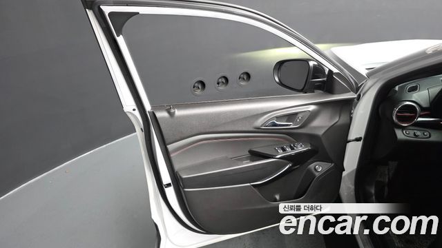 Chevrolet Trax Crossover 1.2 RS 2025 — фото 24