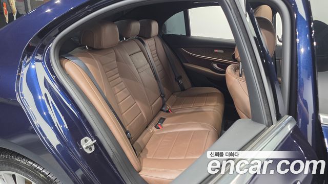 Mercedes-Benz E-Class (W213) E250 Exclusive 2021 — фото 12