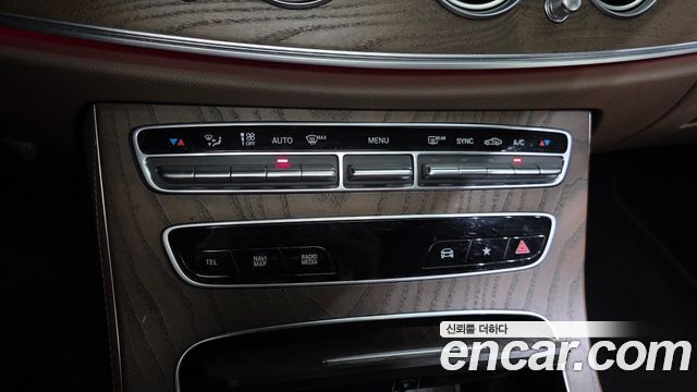 Mercedes-Benz E-Class (W213) E250 Exclusive 2021 — фото 30