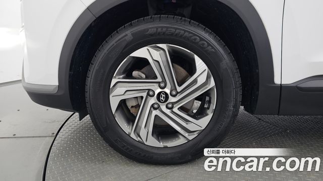 Hyundai Santa Fe Diesel 2.2 2WD Exclusive 2023 — фото 5