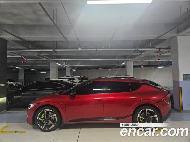Kia EV6 GT 4WD 2023 — фото 4