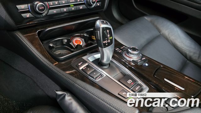 BMW 5 Series (F10) 525d 2013 — фото 9