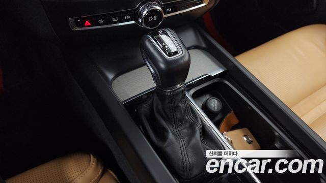 Volvo S60 (III) T5 Inscroption 2020 — фото 9