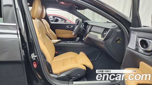Volvo S60 (III) T5 Inscroption 2020 — фото 11