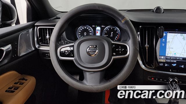 Volvo S60 (III) T5 Inscroption 2020 — фото 13
