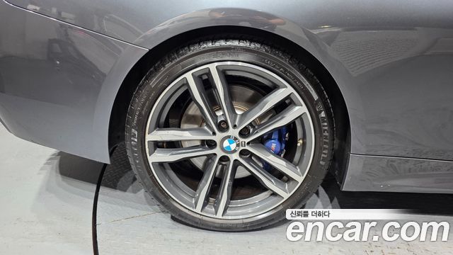BMW 4 Series (F32) 430i M Sport Convertible 2019 — фото 5