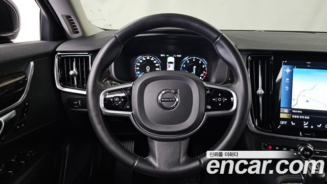 Volvo S90 T5 Momentum 2017 — фото 13