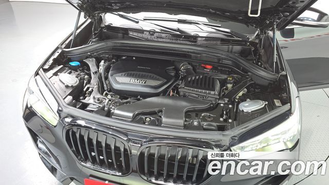 BMW X1 (F48) xDrive 18d xLine 2021 — фото 6