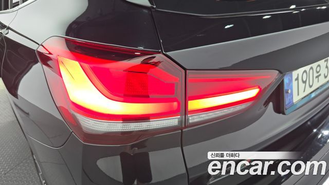 BMW X1 (F48) xDrive 18d xLine 2021 — фото 23
