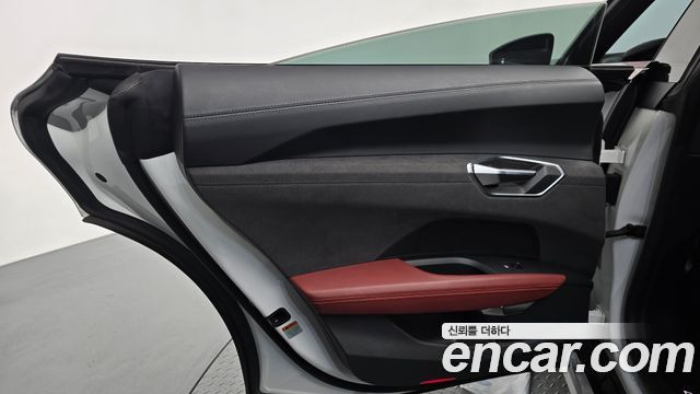 Audi e-tron GT GT quattro Premium 2022 — фото 25
