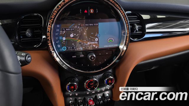 MINI Cooper S Classic Third Generation 2024 — фото 13