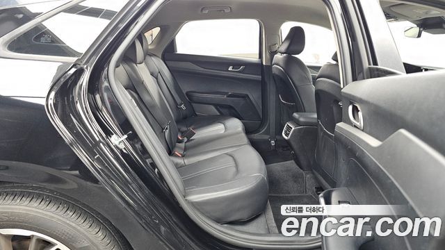 Kia K5 (III) 2.0 Prestige 2022 — фото 12