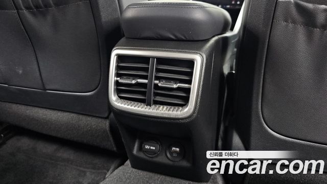 Kia K5 (III) 2.0 Prestige 2022 — фото 19