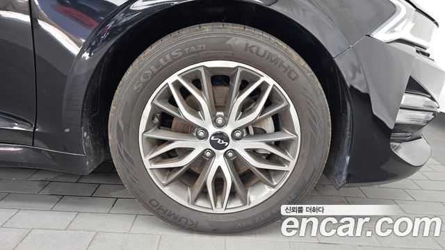 Kia K5 (III) 2.0 Prestige 2022 — фото 21