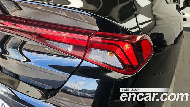 Kia K5 (III) 2.0 Prestige 2022 — фото 23