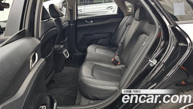 Kia K5 (III) 2.0 Prestige 2022 — фото 26