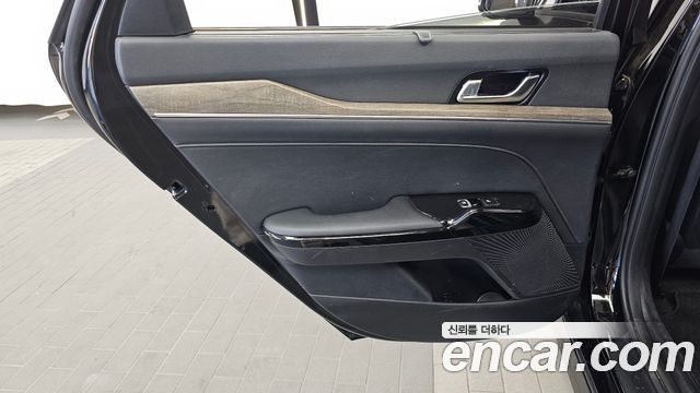 Kia K5 (III) 2.0 Noblesse 2023 — фото 25