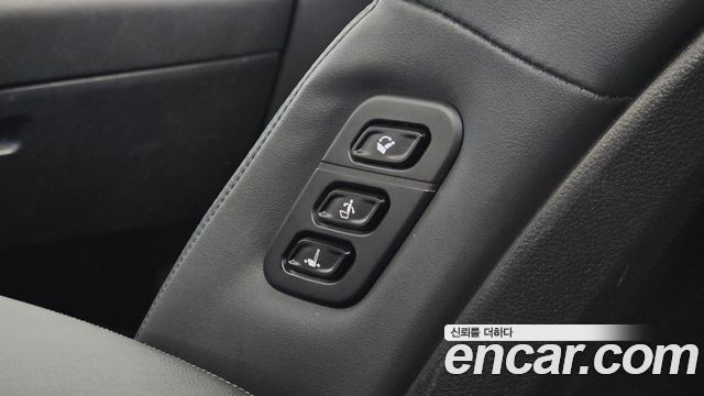 Kia K5 (III) 2.0 Noblesse 2023 — фото 30