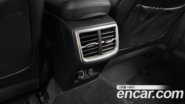 Kia K5 (III) 2.0 Noblesse 2023 — фото 31