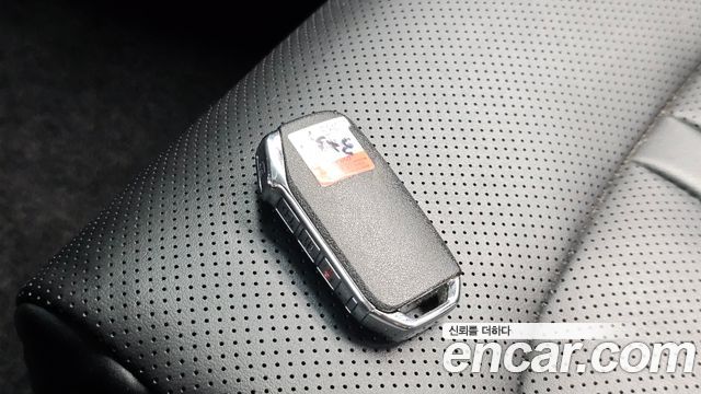Kia K5 (III) 2.0 Noblesse 2023 — фото 33