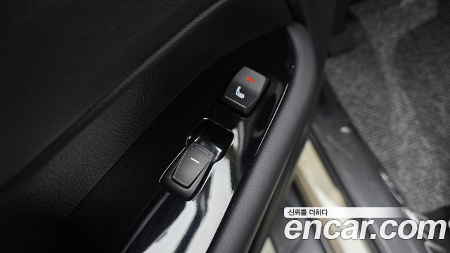 KG Mobility (SsangYong) Rexton Sports Khan Diesel 2.2 4WD Culman Noblesse 2025 — фото 28