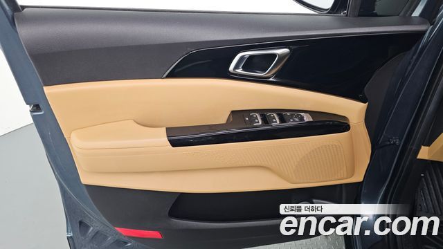 Kia Carnival (IV) Gasoline 7-Seater Noblesse 2023 — фото 24