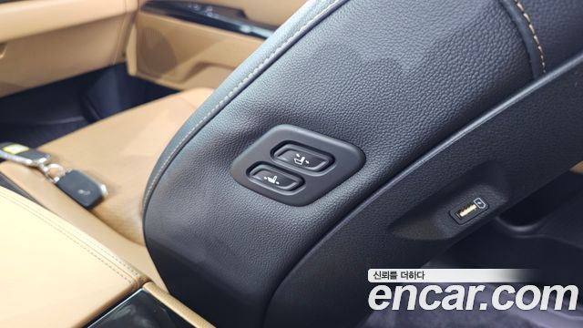 Kia Carnival (IV) Gasoline 7-Seater Noblesse 2023 — фото 30