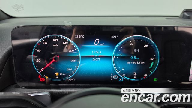 Mercedes-Benz GLB-Class (X247) GLB200 d 2021 — фото 8