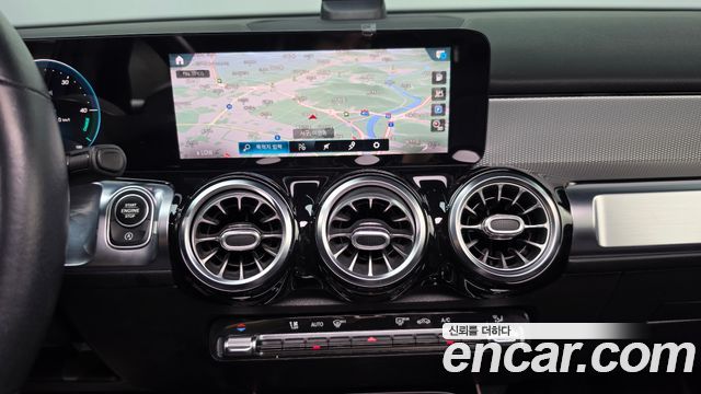 Mercedes-Benz GLB-Class (X247) GLB200 d 2021 — фото 12