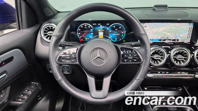 Mercedes-Benz GLB-Class (X247) GLB200 d 2021 — фото 13