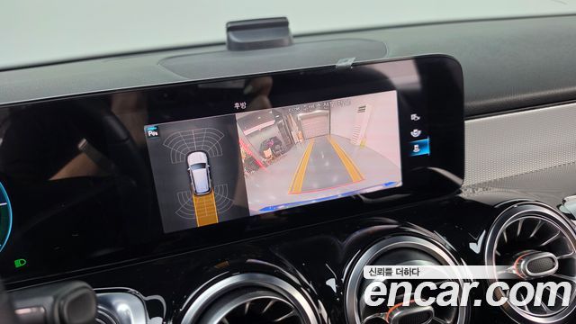Mercedes-Benz GLB-Class (X247) GLB200 d 2021 — фото 15