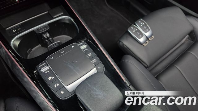 Mercedes-Benz GLB-Class (X247) GLB200 d 2021 — фото 19