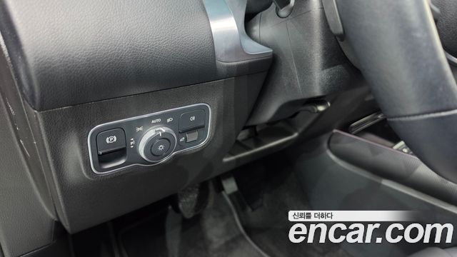 Mercedes-Benz GLB-Class (X247) GLB200 d 2021 — фото 28