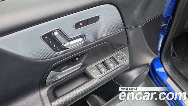 Mercedes-Benz GLB-Class (X247) GLB200 d 2021 — фото 29
