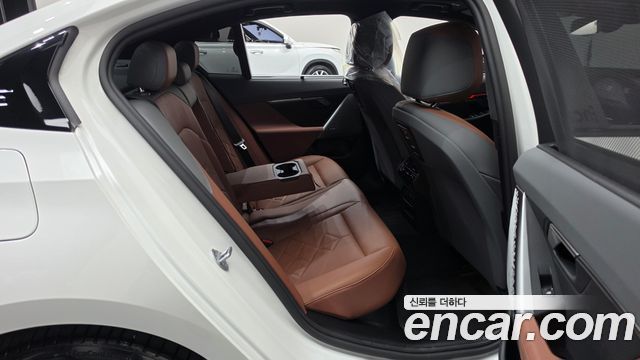 BMW 5 Series (G60) 530i xDrive M Sport 2025 — фото 11
