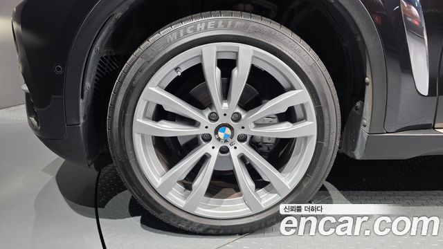 BMW X6 (F16) xDrive 30d 2017 — фото 5