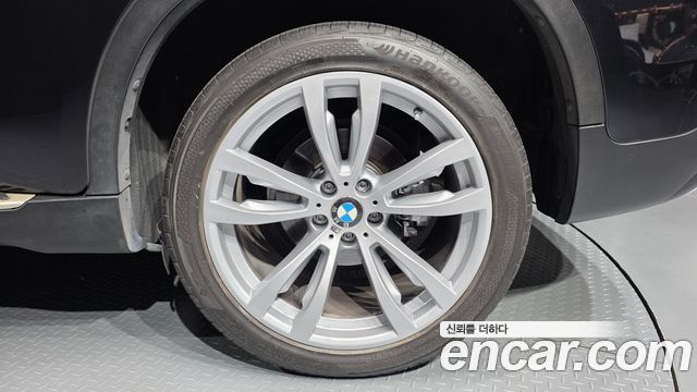 BMW X6 (F16) xDrive 30d 2017 — фото 21