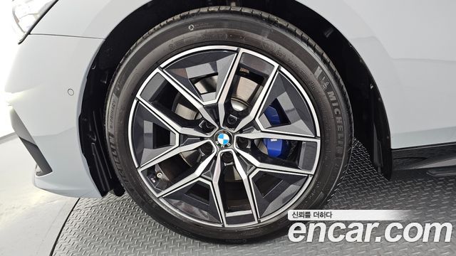 BMW 5 Series (G60) 520i M Sport 2024 — фото 5