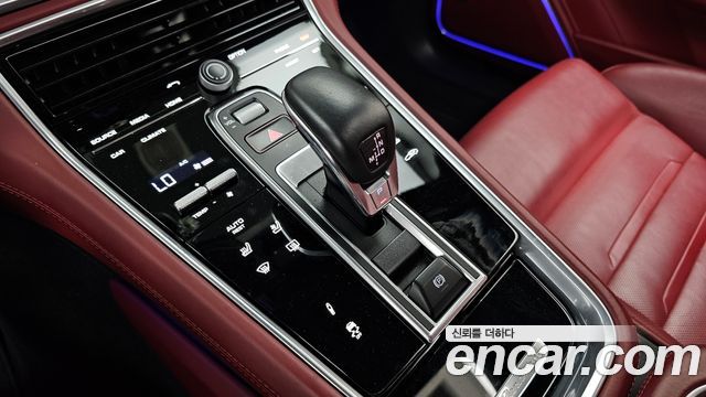 Porsche Panamera (971) 4.0 GTS 2019 — фото 9