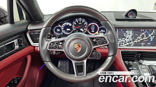 Porsche Panamera (971) 4.0 GTS 2019 — фото 13