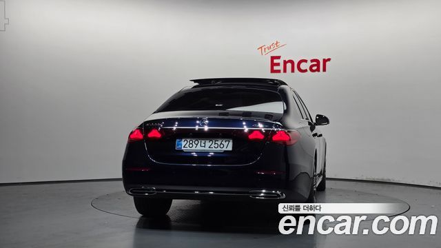 Mercedes-Benz E-Class (W214) E220d 4MATIC Exclusive 2026 — фото 4