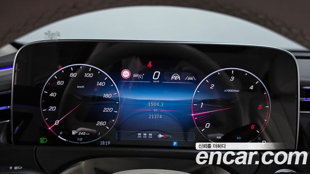 Mercedes-Benz E-Class (W214) E220d 4MATIC Exclusive 2026 — фото 8